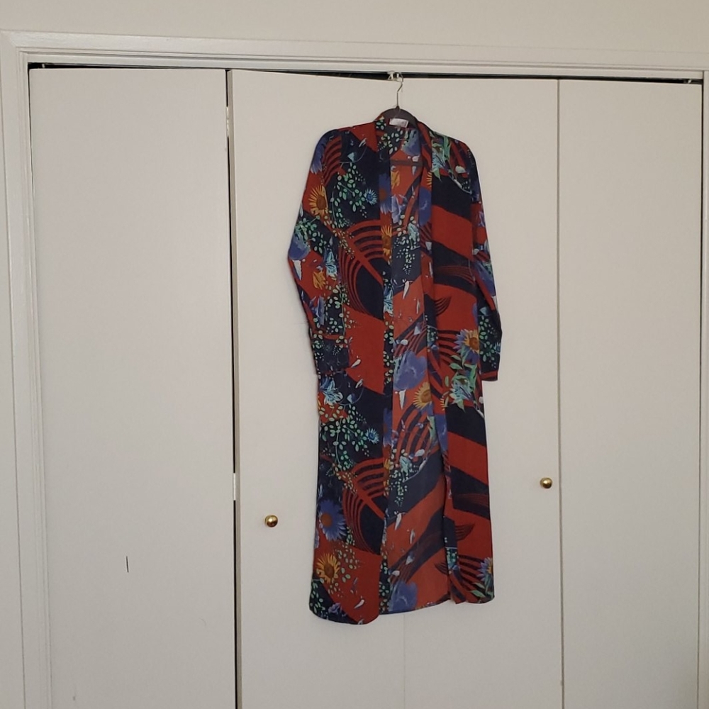 Beautiful and colorful cover-up/ kimono
